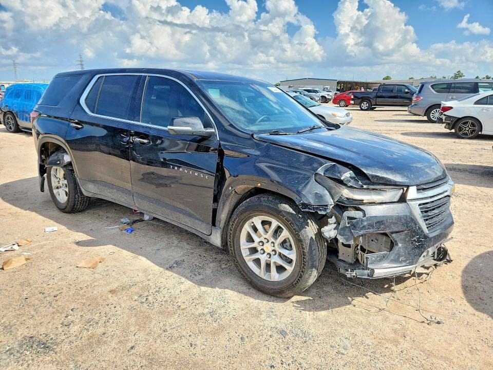 2023 CHEVROLET TRAVERSE LS 4