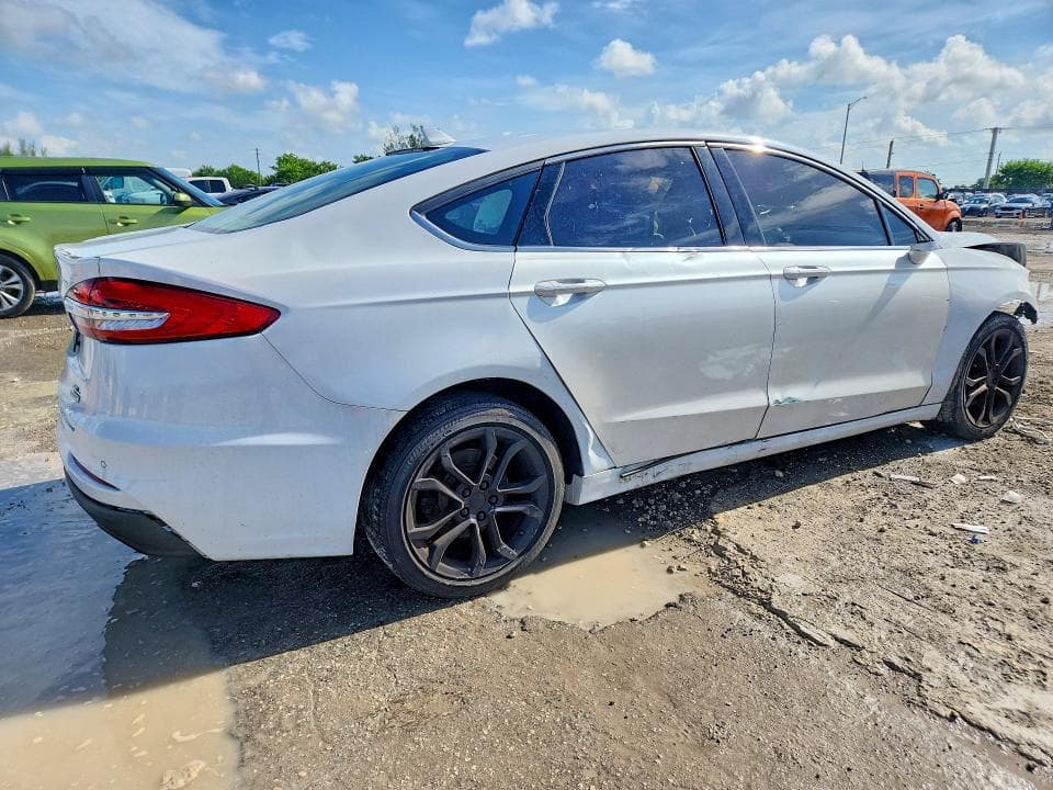 2020 FORD FUSION SEL 3