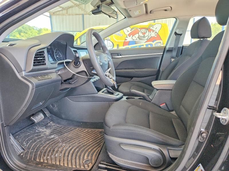 2020 HYUNDAI ELANTRA SE 7