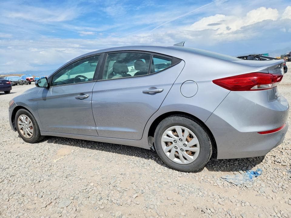 2017 HYUNDAI ELANTRA SE 2