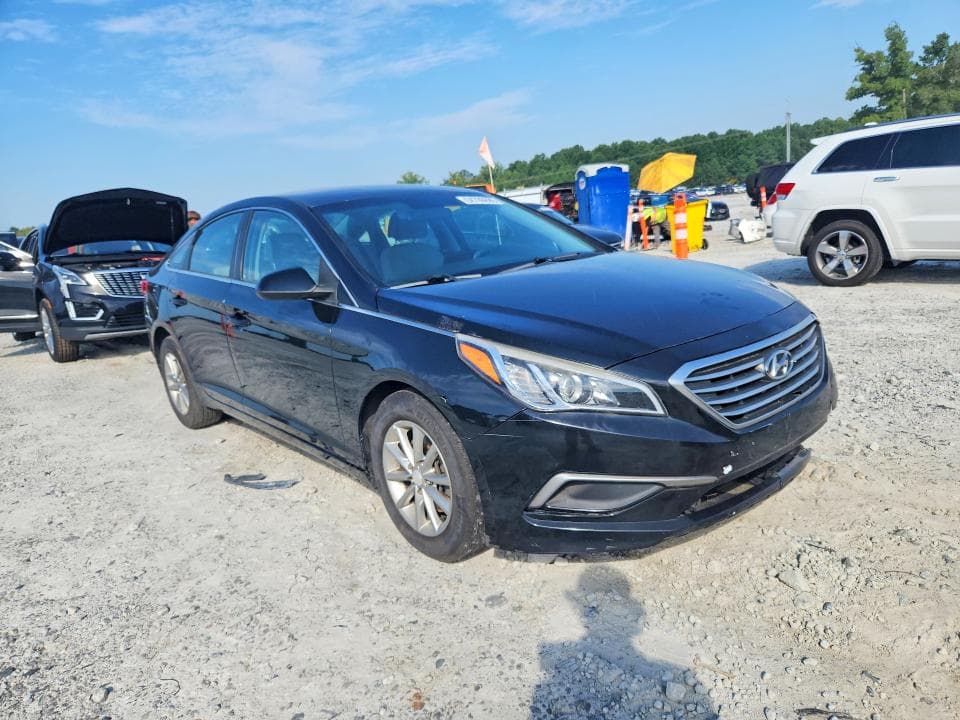 2017 HYUNDAI SONATA SE 4