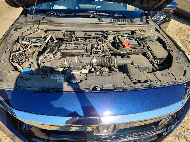 2019 HONDA ACCORD EX 11