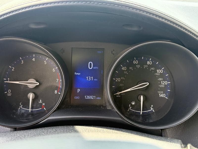 2018 TOYOTA C-HR XLE 8