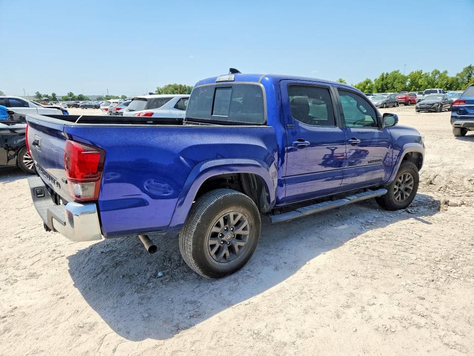 2022 TOYOTA TACOMA SR5 V6 3
