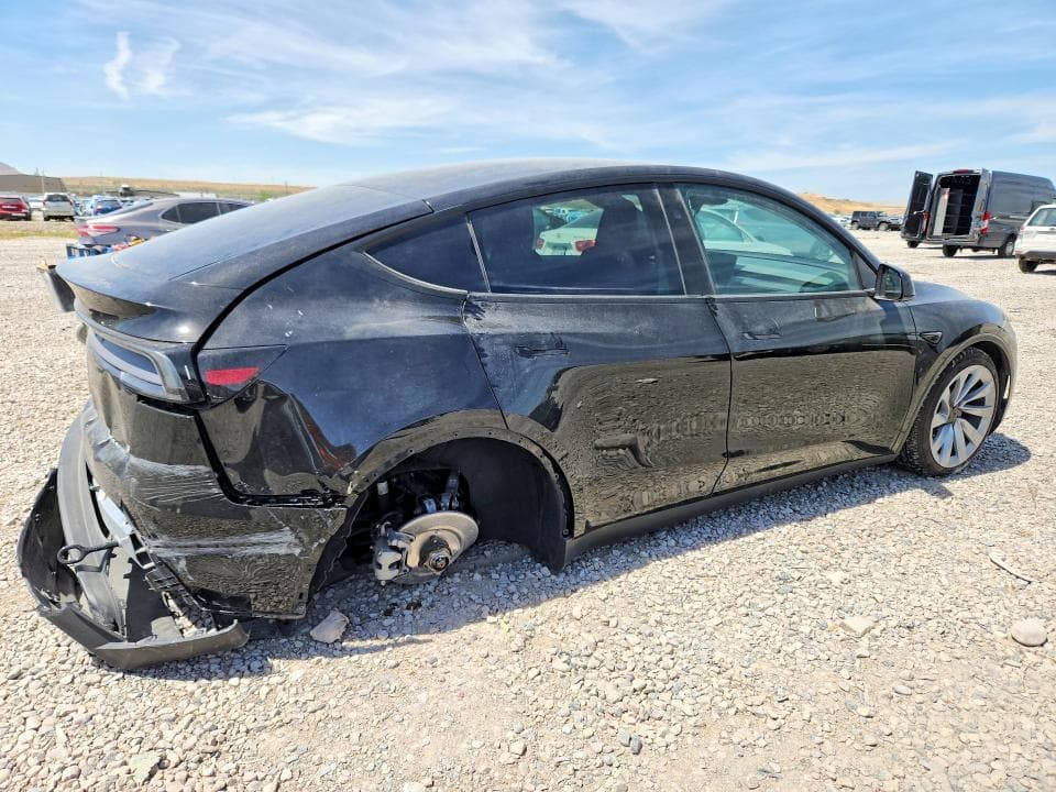 2026 TESLA MODEL Y 3