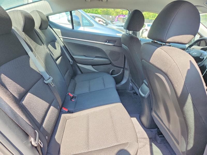 2020 HYUNDAI ELANTRA SE 10