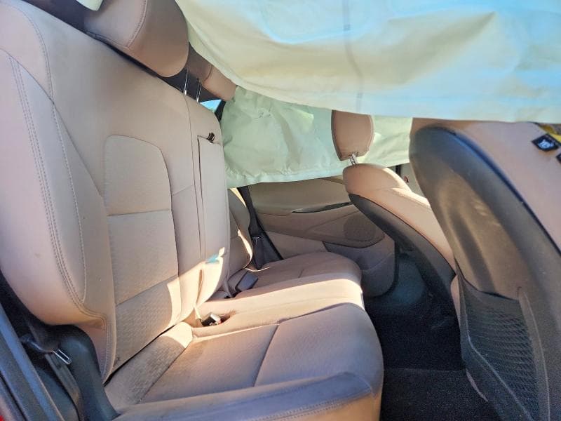 2021 HYUNDAI TUCSON SE 11