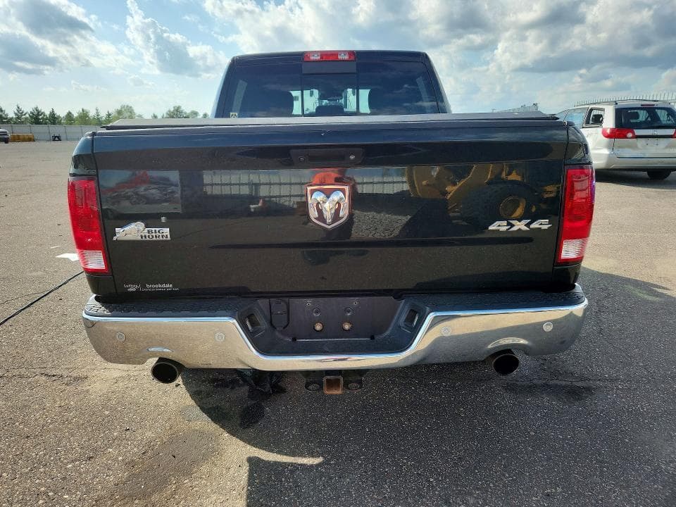 2017 RAM 1500 SLT 6