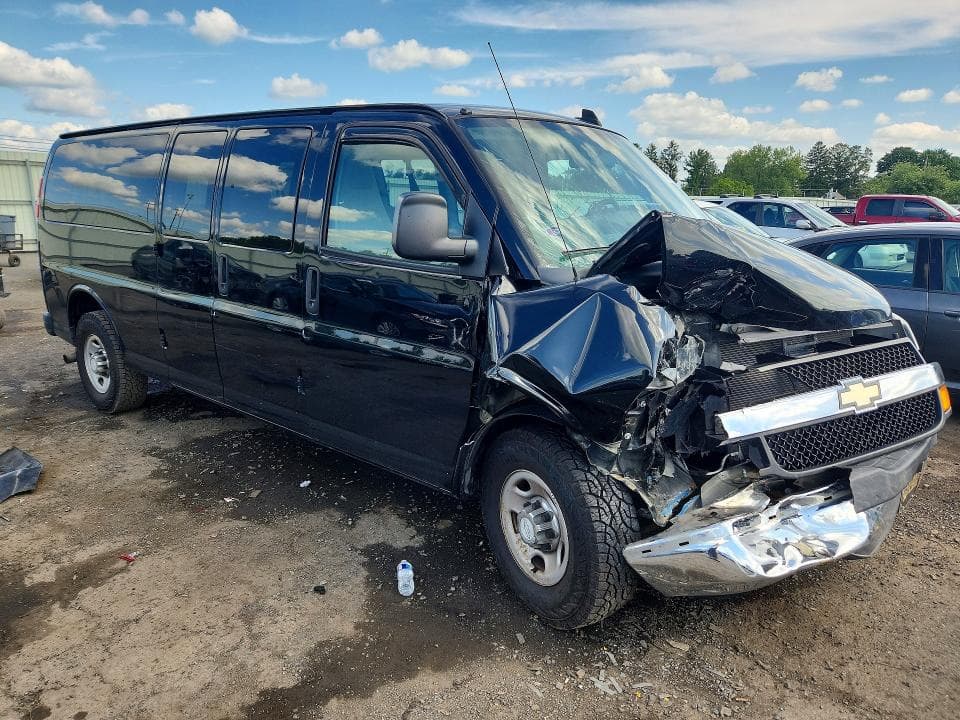 2018 CHEVROLET EXPRESS G3500 LT 4