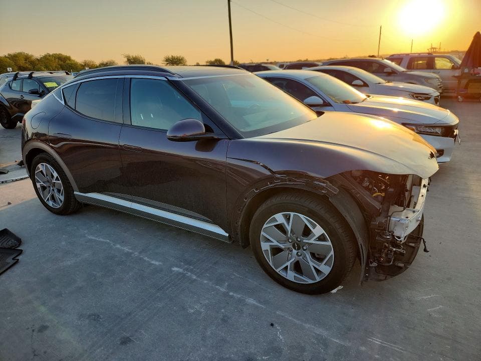 2024 GENESIS GV60 STANDARD 4