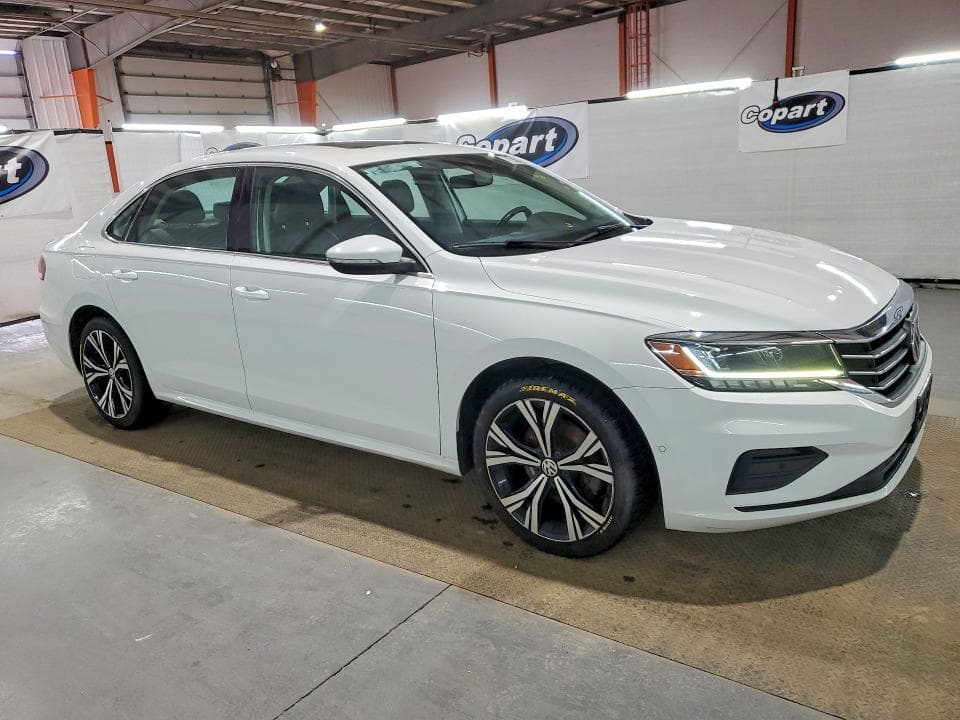 2020 VOLKSWAGEN PASSAT SEL 4
