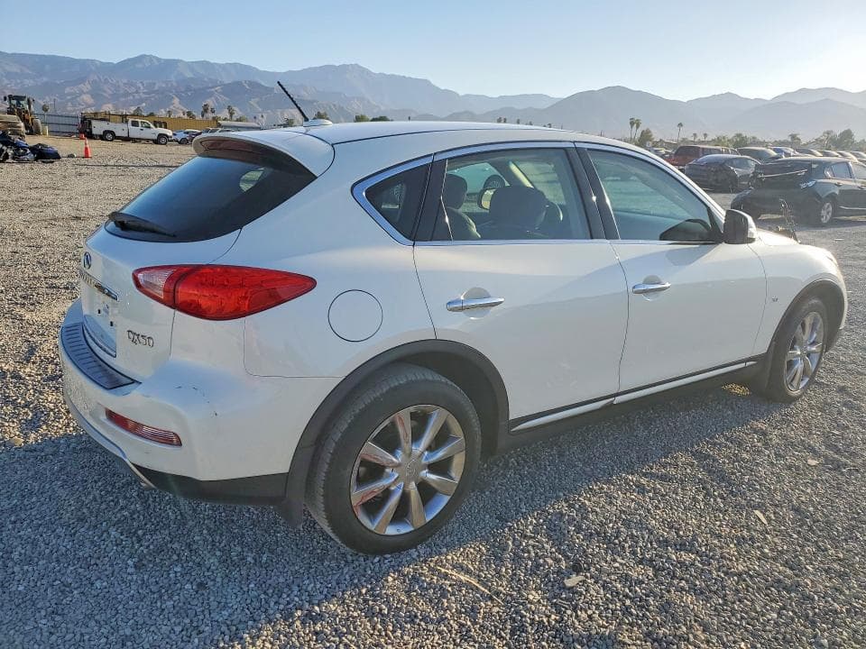 2017 INFINITI QX50 BASE 3