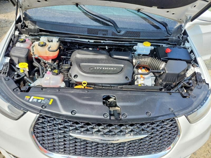 2022 CHRYSLER PACIFICA HYBRID TOURING L 12