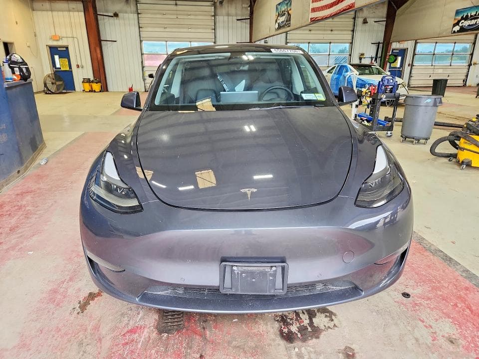 2022 TESLA MODEL Y 5
