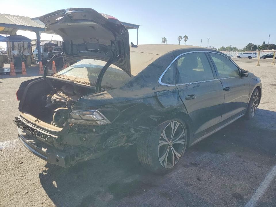2020 VOLKSWAGEN PASSAT SEL 3
