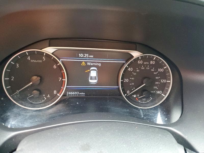 2019 NISSAN ALTIMA SR 9