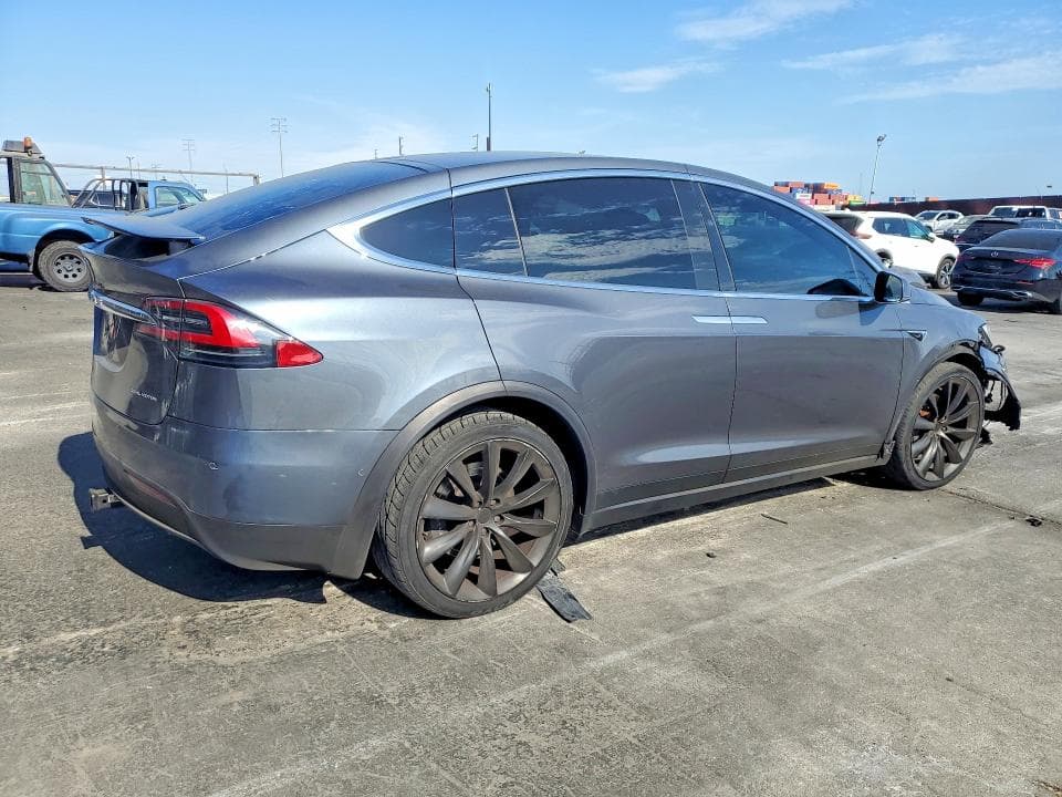 2020 TESLA MODEL X 3