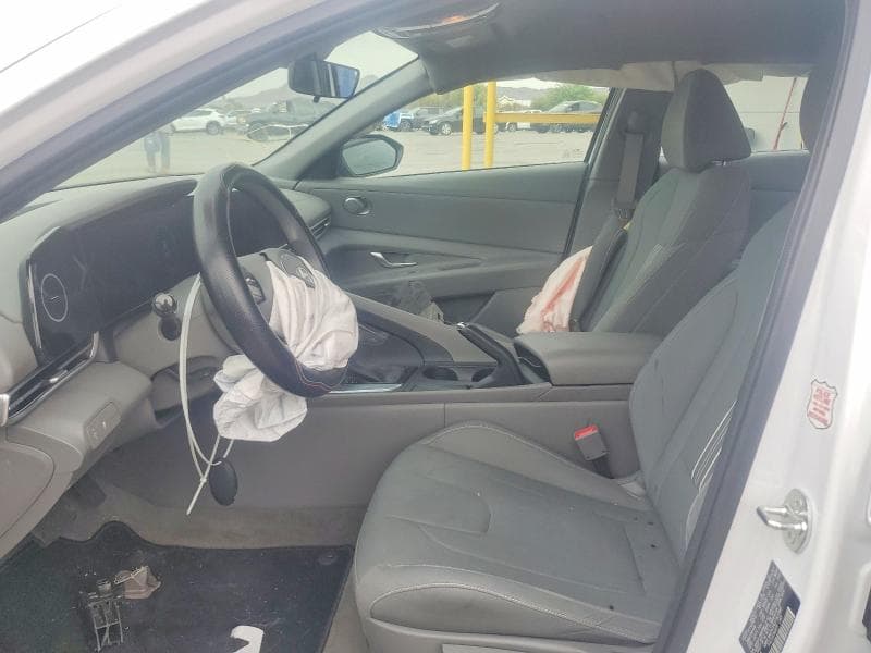 2024 HYUNDAI ELANTRA SEL 7