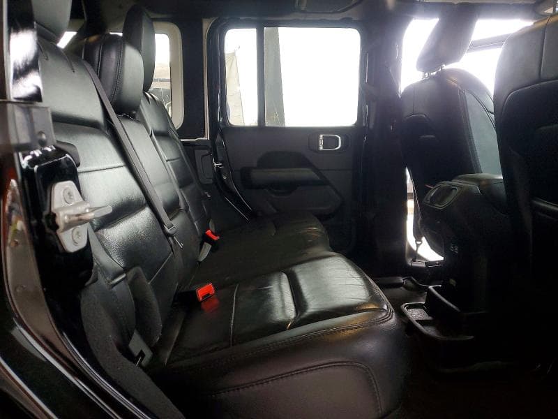 2019 JEEP WRANGLER UNLIMITED SAHARA 10