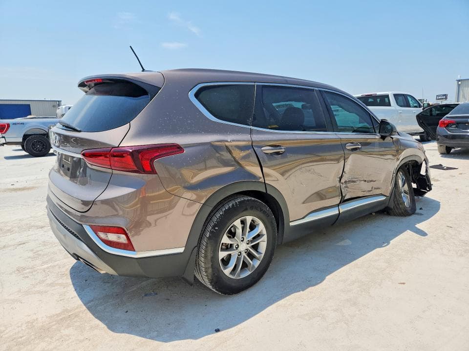 2020 HYUNDAI SANTA FE SE 3