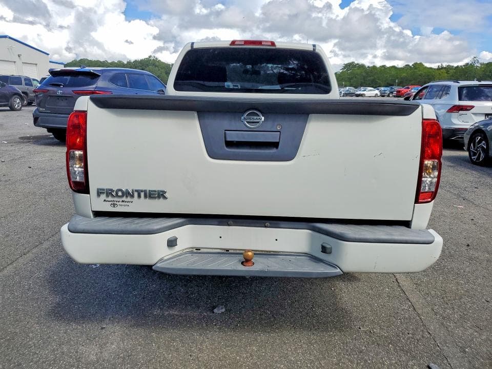 2018 NISSAN FRONTIER S 6