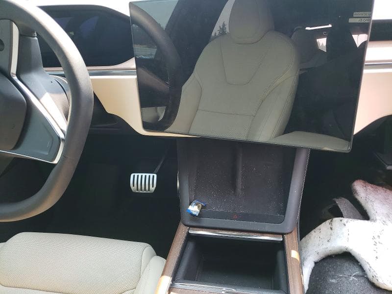 2026 TESLA MODEL X 9
