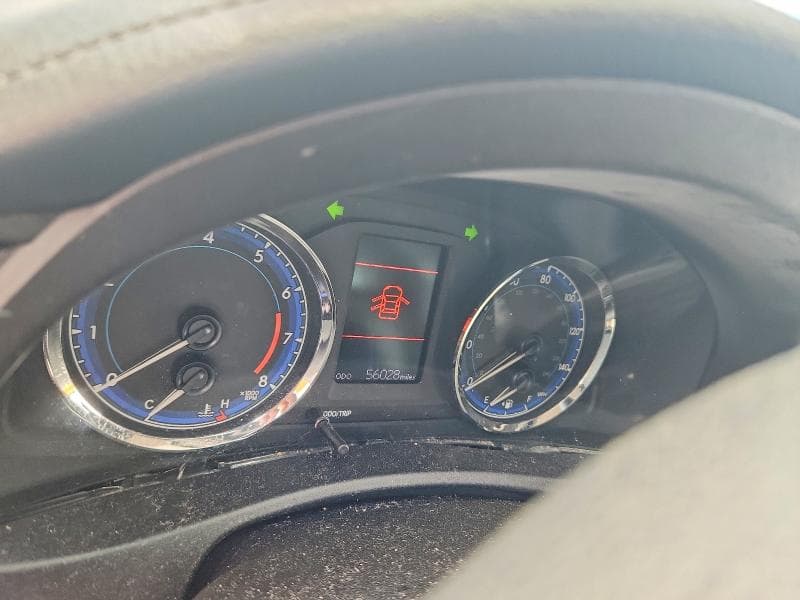 2018 TOYOTA COROLLA LE 9