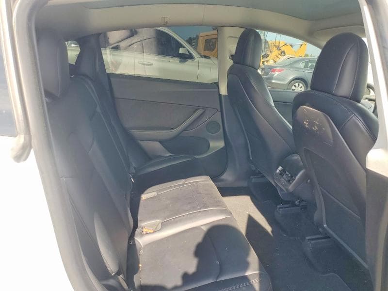 2021 TESLA MODEL Y 10