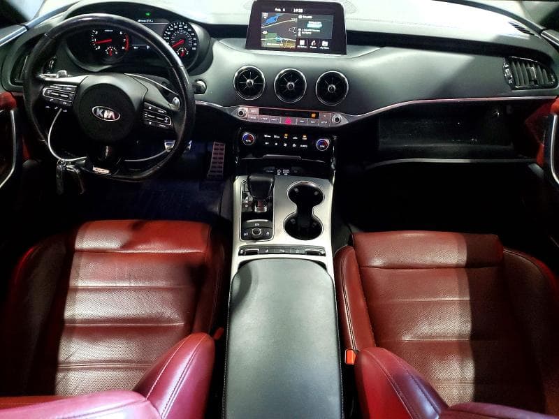 2018 KIA STINGER GT2 8