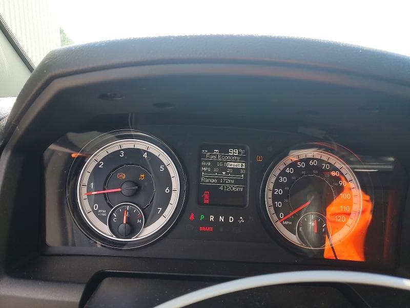 2024 RAM 1500 CLASSIC SLT 9