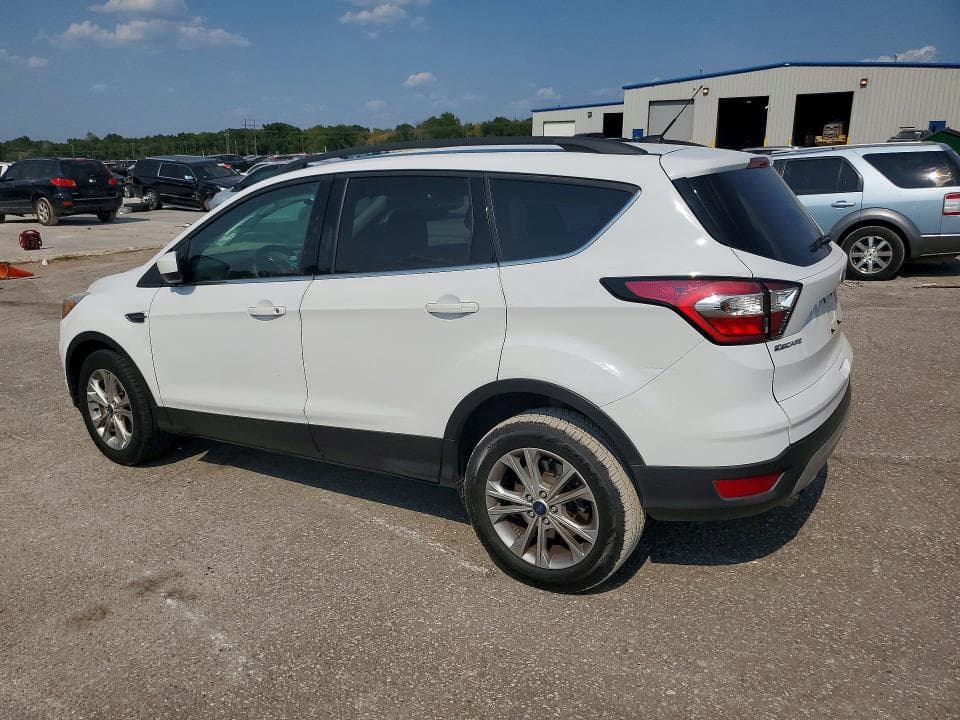 2017 FORD ESCAPE SE 2