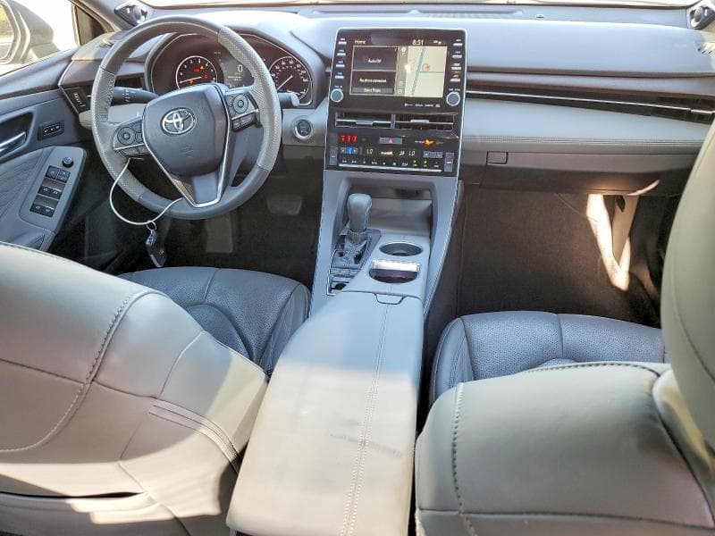 2019 TOYOTA AVALON LIMITED 8