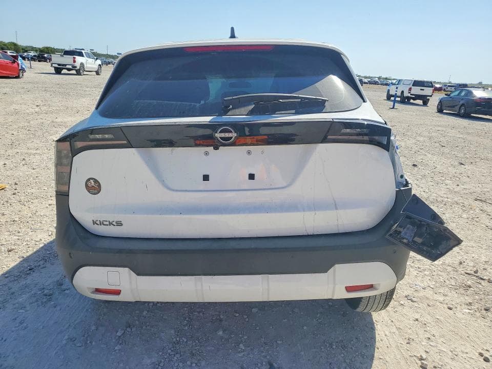 2026 NISSAN KICKS S 6