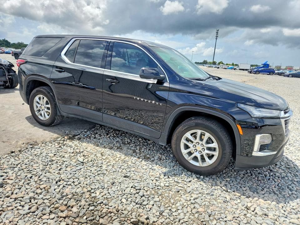 2023 CHEVROLET TRAVERSE LS 4