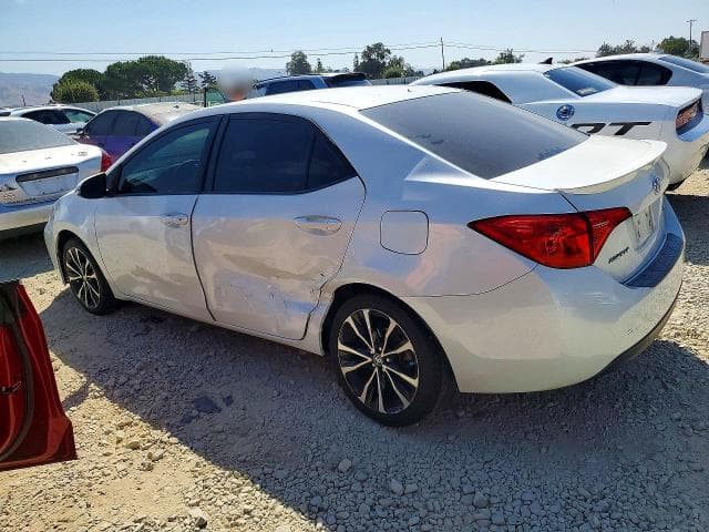 2018 TOYOTA COROLLA SE 2