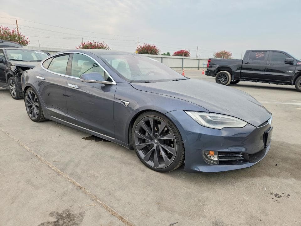 2020 TESLA MODEL S 4