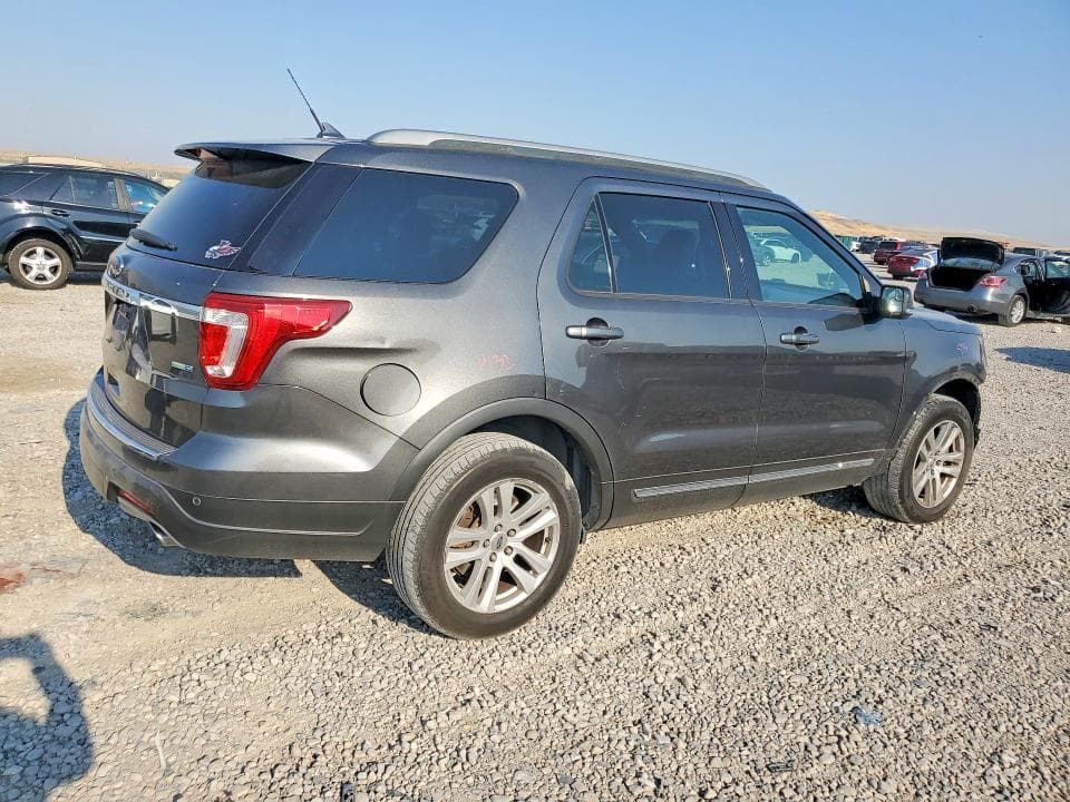 2018 FORD EXPLORER XLT 3