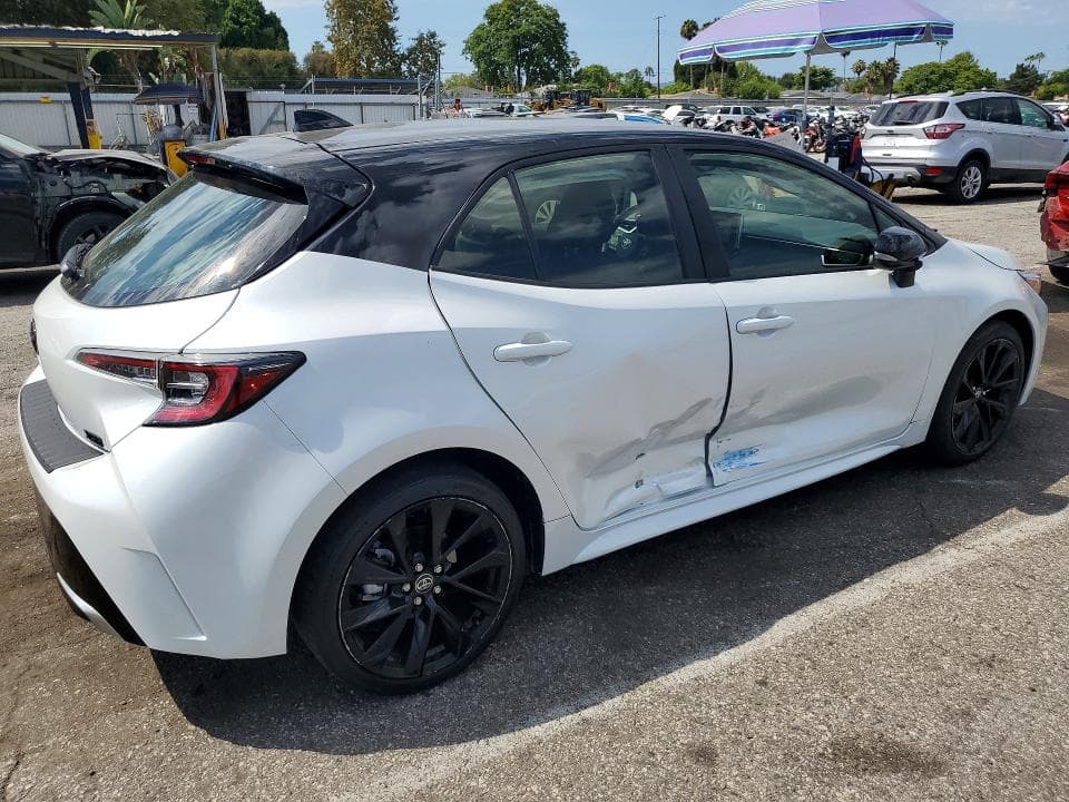 2026 TOYOTA COROLLA XSE 3