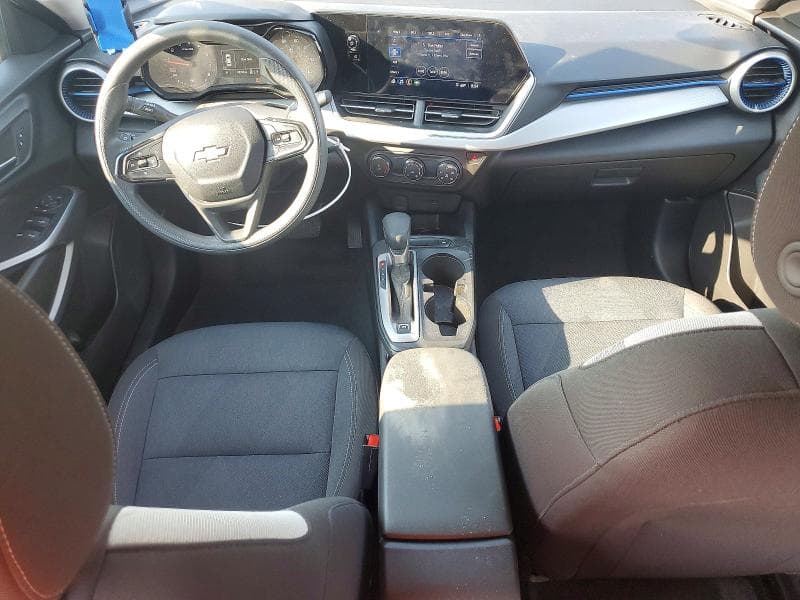 2025 CHEVROLET TRAX LS 8