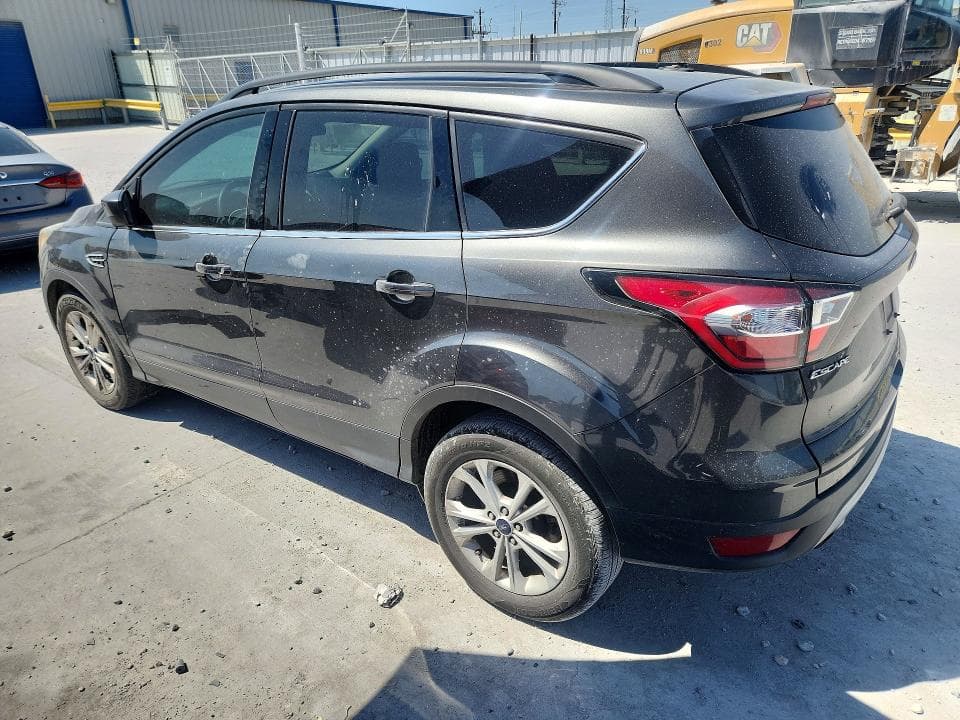 2018 FORD ESCAPE SE 2