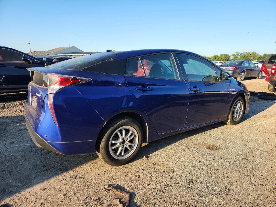 2018 TOYOTA PRIUS THREE 3