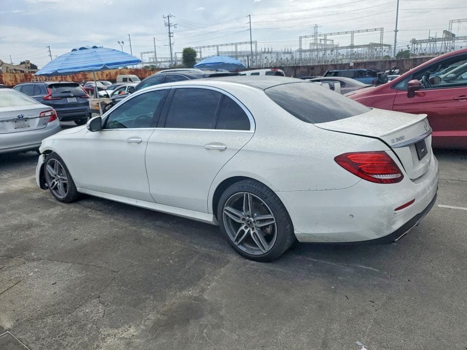 2018 MERCEDES-BENZ E 300 2