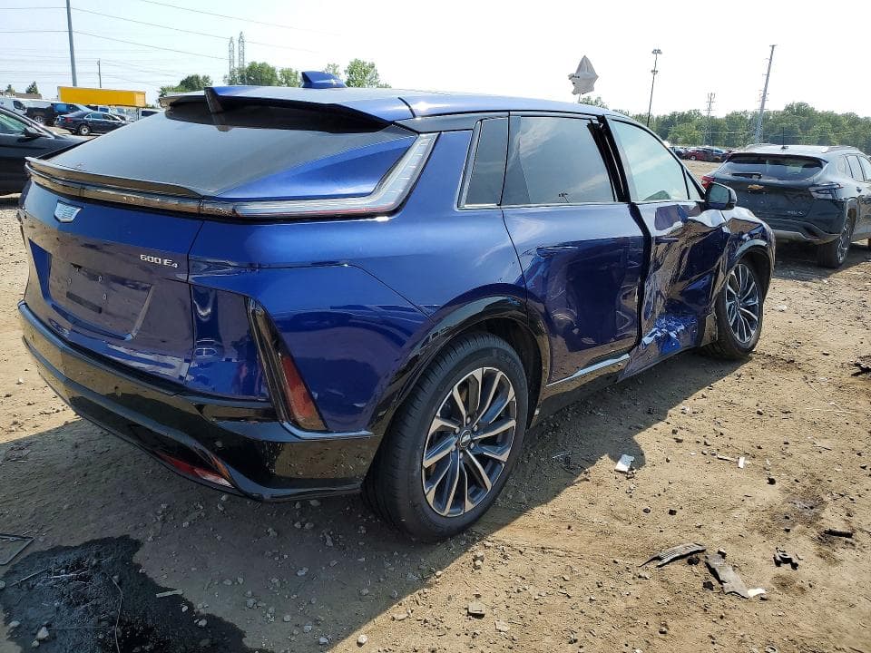 2025 CADILLAC LYRIQ SPORT 3