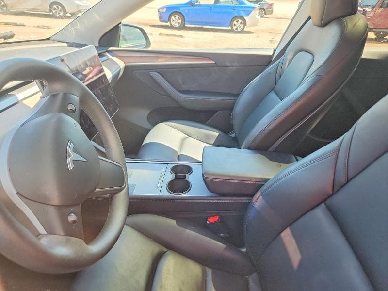 2023 TESLA MODEL Y 9