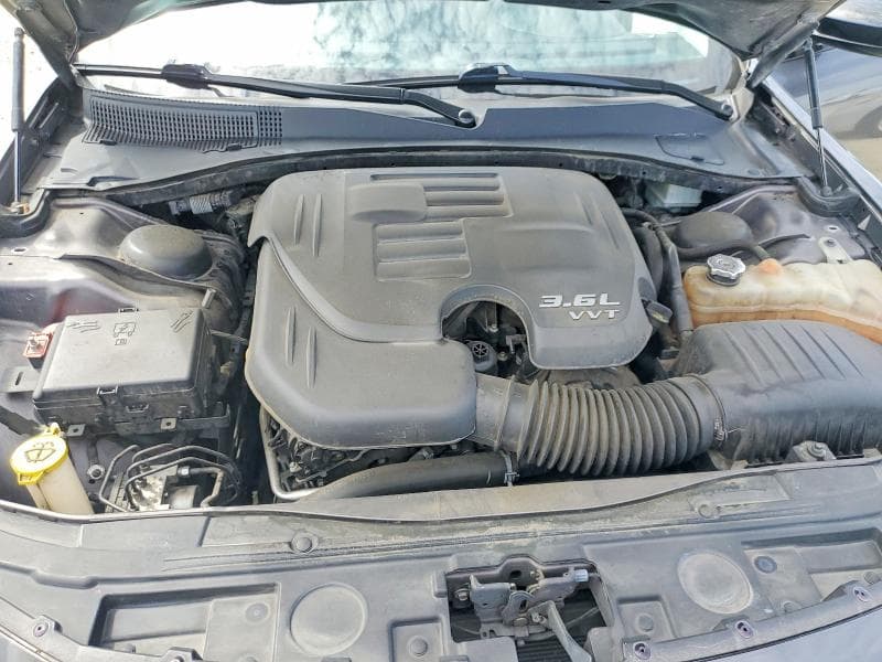 2018 CHRYSLER 300 TOURING 11