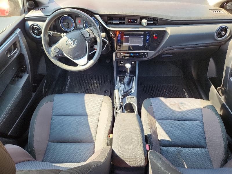 2018 TOYOTA COROLLA LE 8