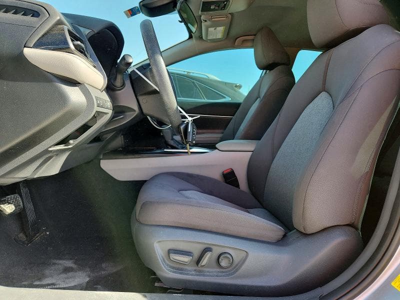 2020 TOYOTA CAMRY LE 7
