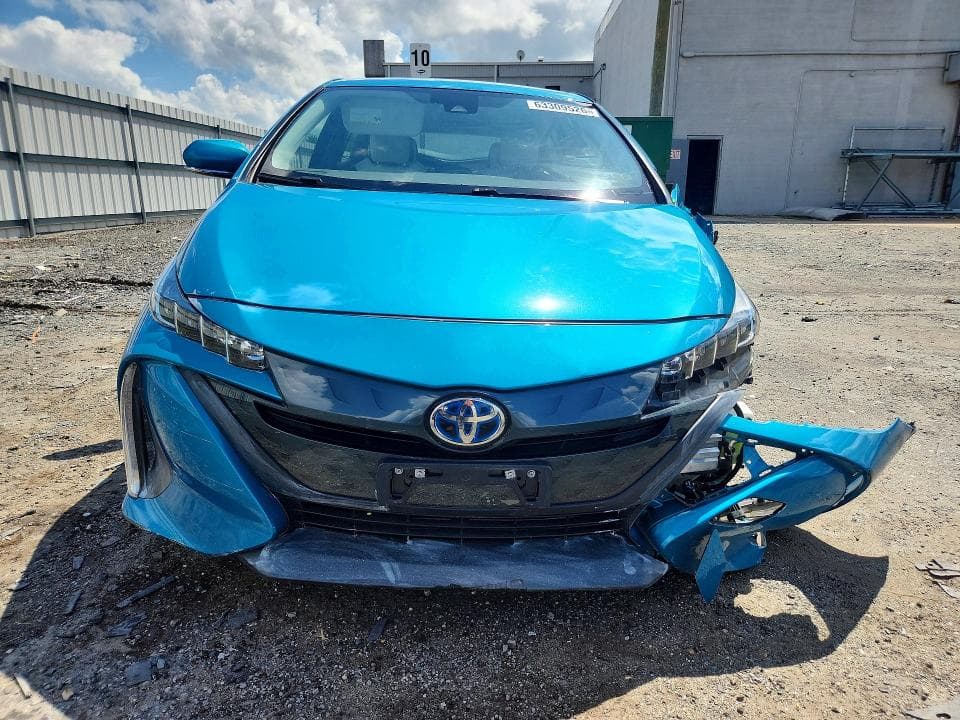 2018 TOYOTA PRIUS PRIME PREMIUM 5