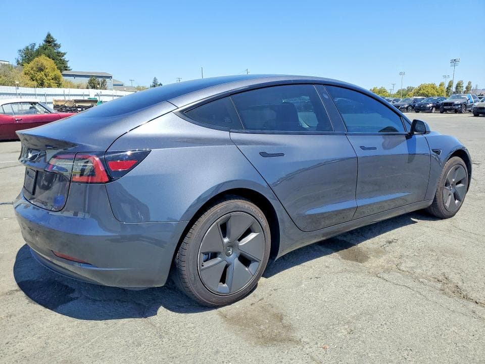 2023 TESLA MODEL 3 3