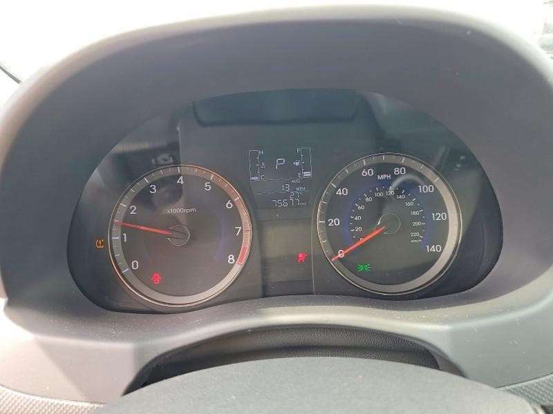 2017 HYUNDAI ACCENT SE 9